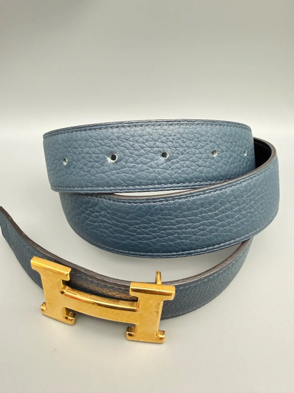 Hermes Reversible Navy Blue & Black Leather 40 mm Belt Gold Monogram Buckle 90cm